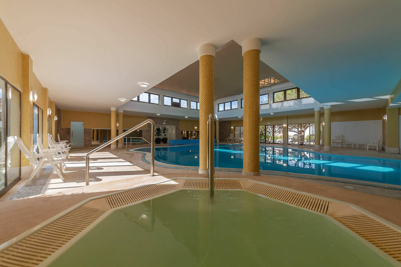 Golden Club Cabanas 20