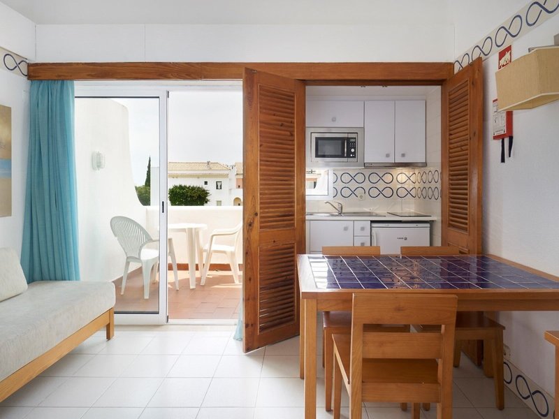 Golden Club Cabanas 43