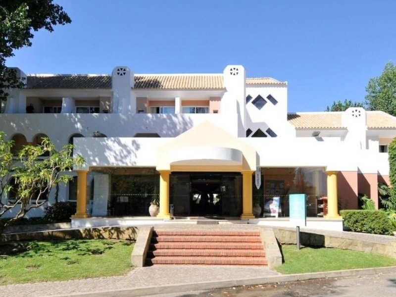 Golden Club Cabanas 3