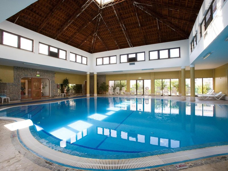 Golden Club Cabanas 16