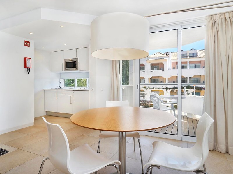 Golden Club Cabanas 27