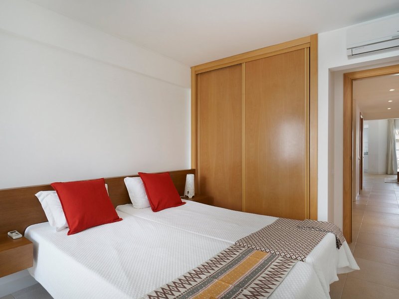 Golden Club Cabanas 41