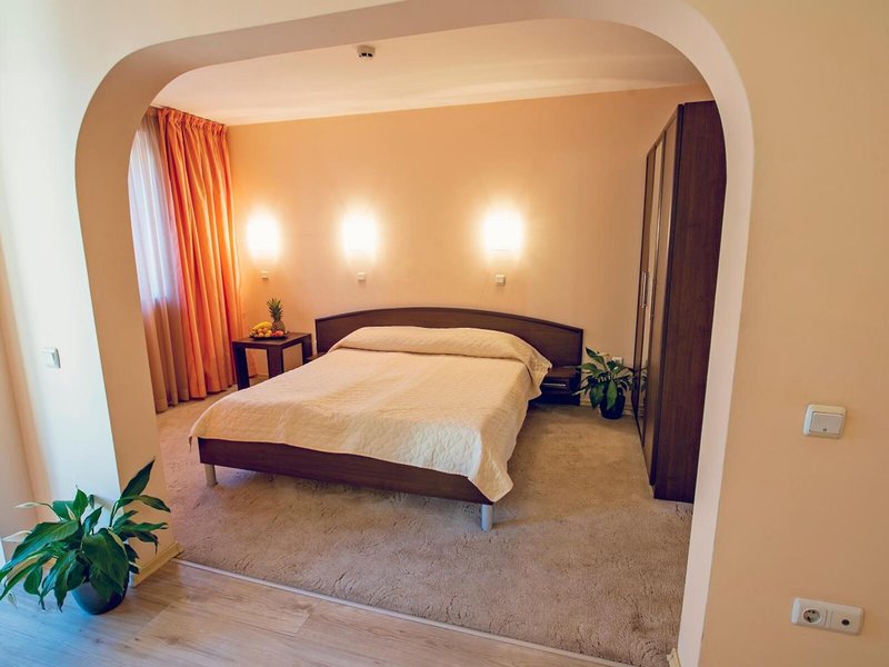 Family Hotel Gran Ivan 12