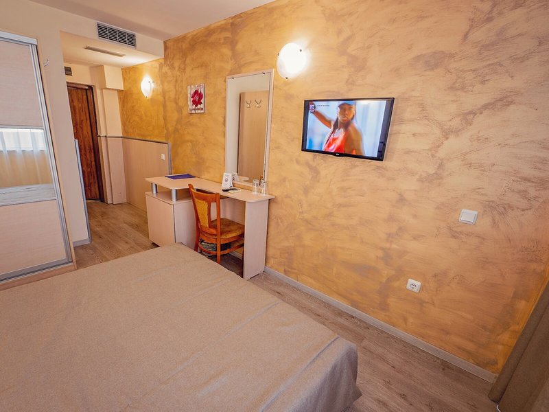 Family Hotel Gran Ivan 15