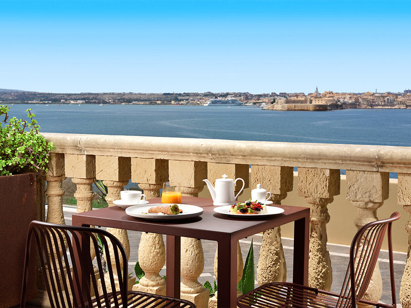 Minareto Seaside Luxury Resort & Villas 7