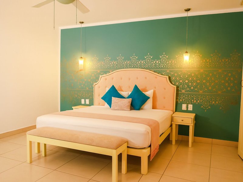 Unic Design Hotel 24