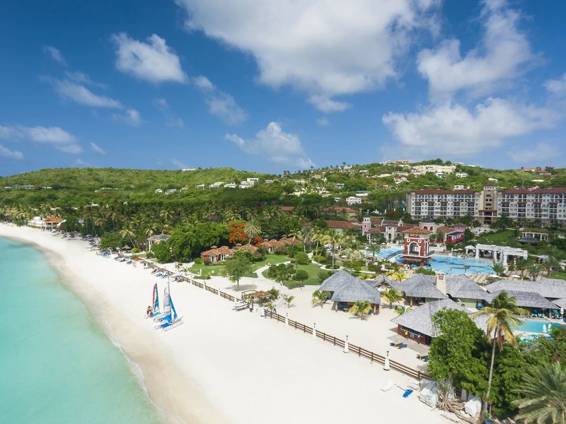 Sandals Grande Antigua Resort & Spa 1
