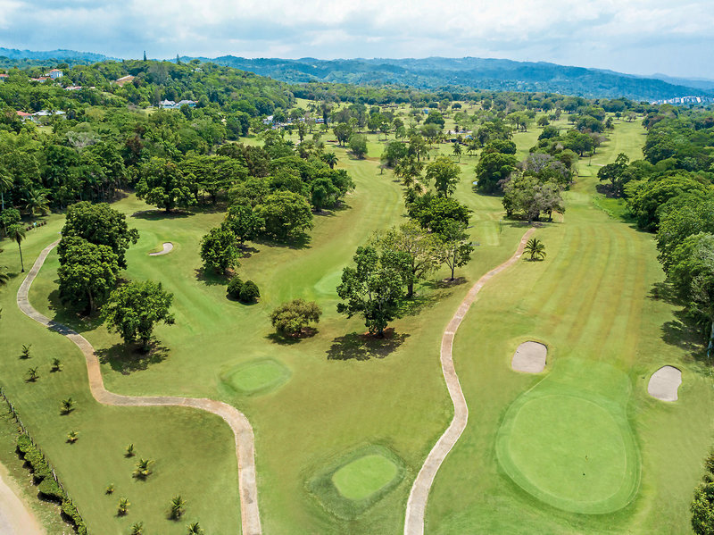 Sandals Dunn's River 19