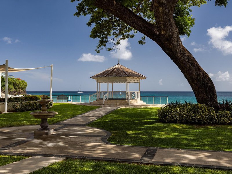 Sandals Regency La Toc 10