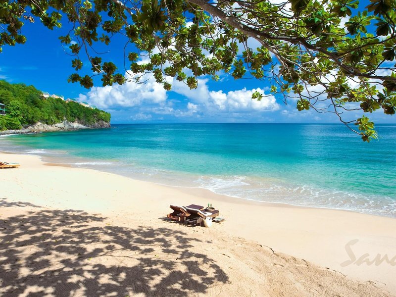 Sandals Regency La Toc 15