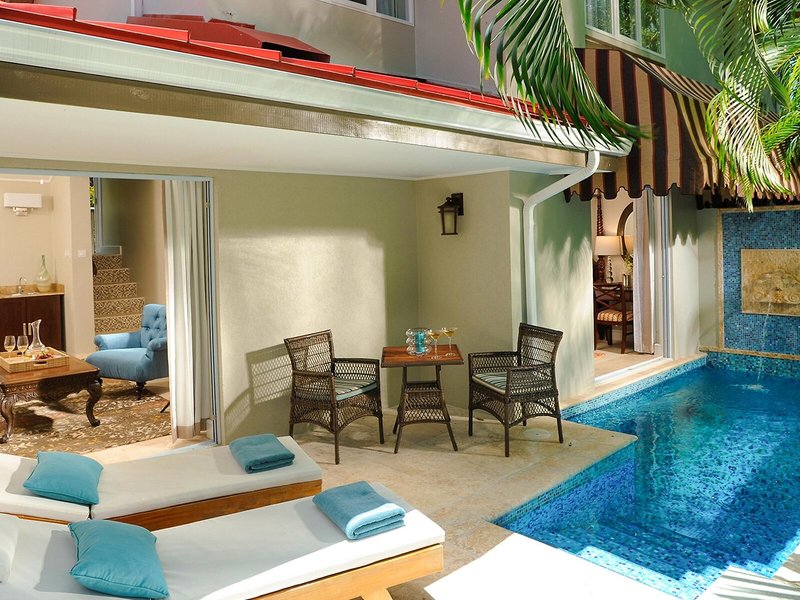 Sandals Regency La Toc 22