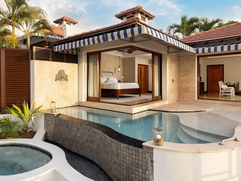 Sandals Regency La Toc 23