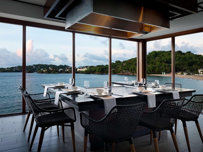 Sandals Regency La Toc 33