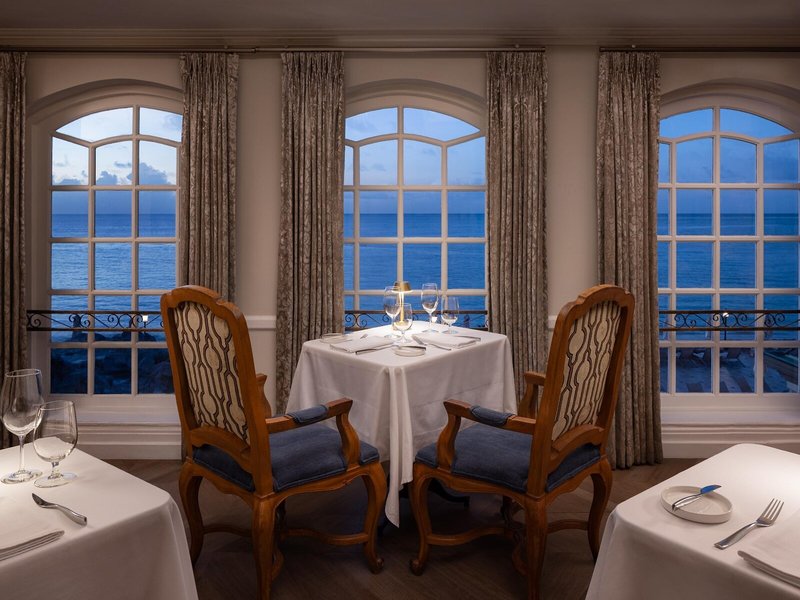 Sandals Regency La Toc 34