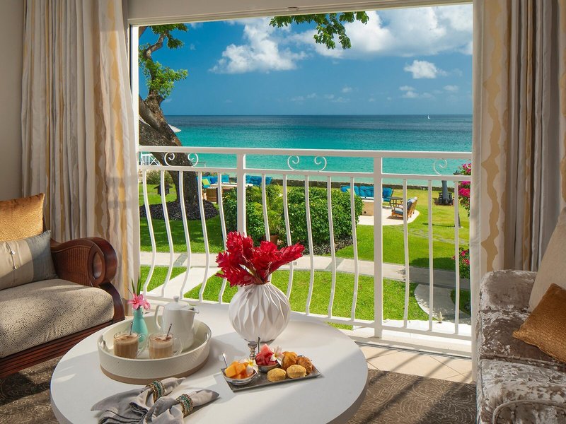 Sandals Regency La Toc 45