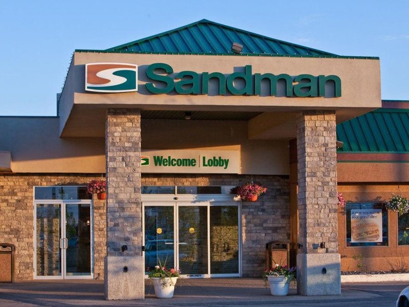 Sandman Hotel Edmonton West 1