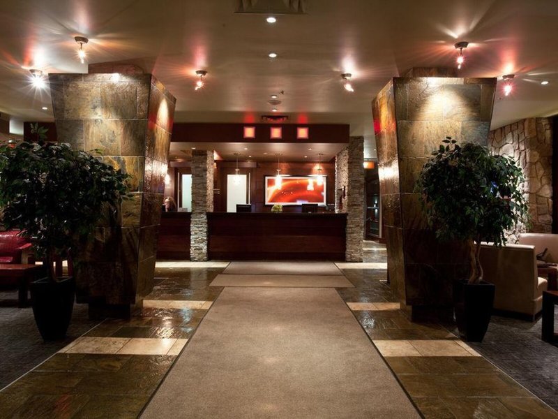 Sandman Hotel Edmonton West 5