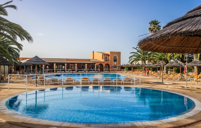 Colina Village 14
