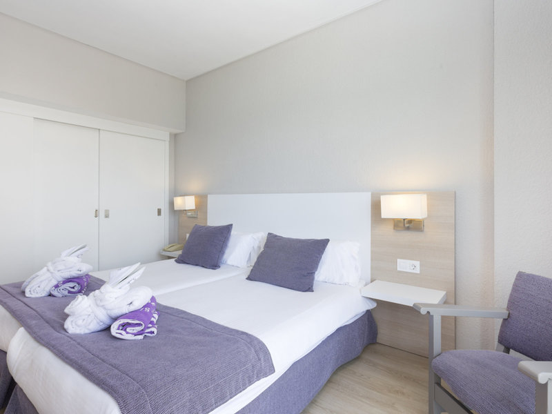 Be Live Adults Only Marivent 22