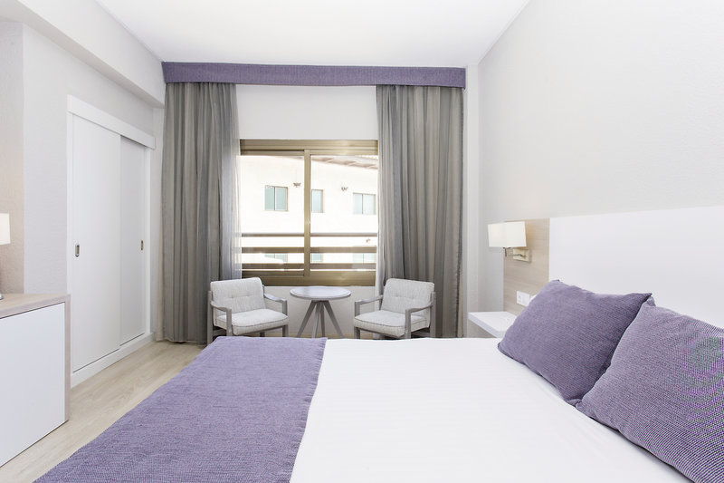 Be Live Adults Only Marivent 11