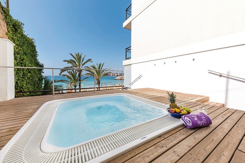 Be Live Adults Only Marivent 24