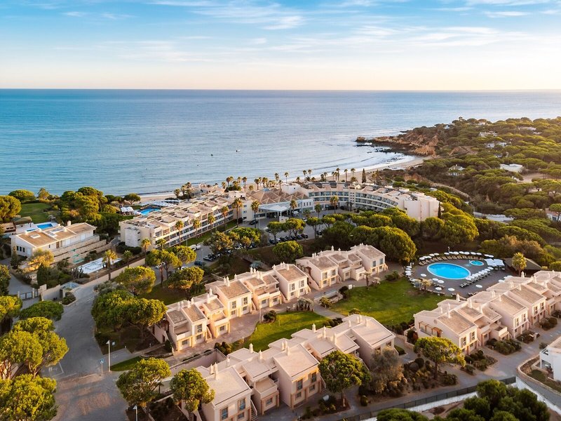 Grande Real Santa Eulalia Resort & Hotel Spa 2