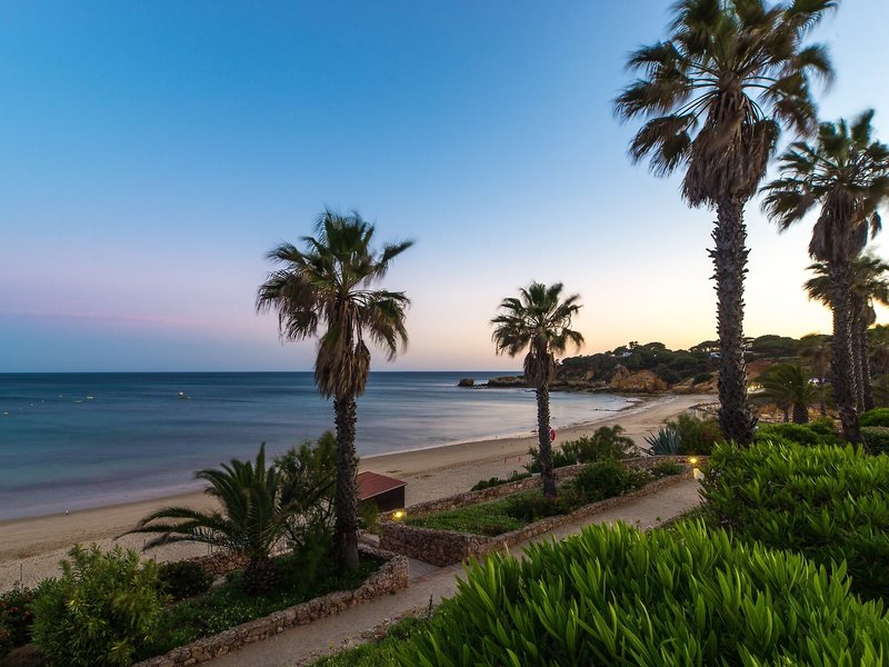 Grande Real Santa Eulalia Resort & Hotel Spa 4