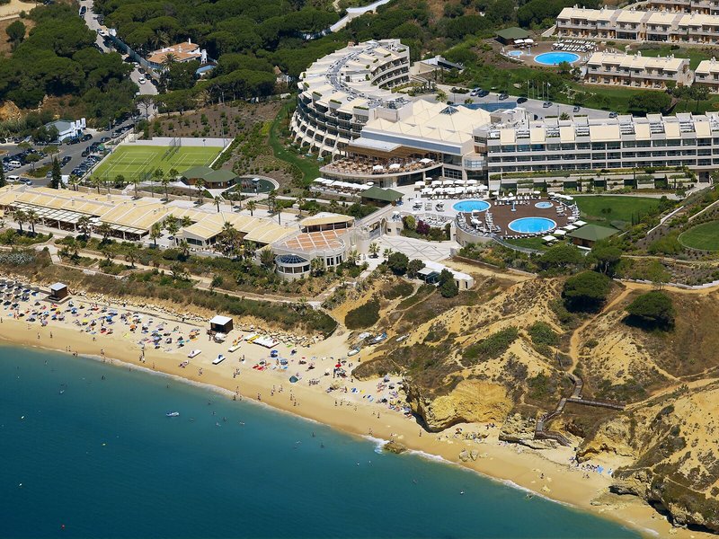 Grande Real Santa Eulalia Resort & Hotel Spa 11