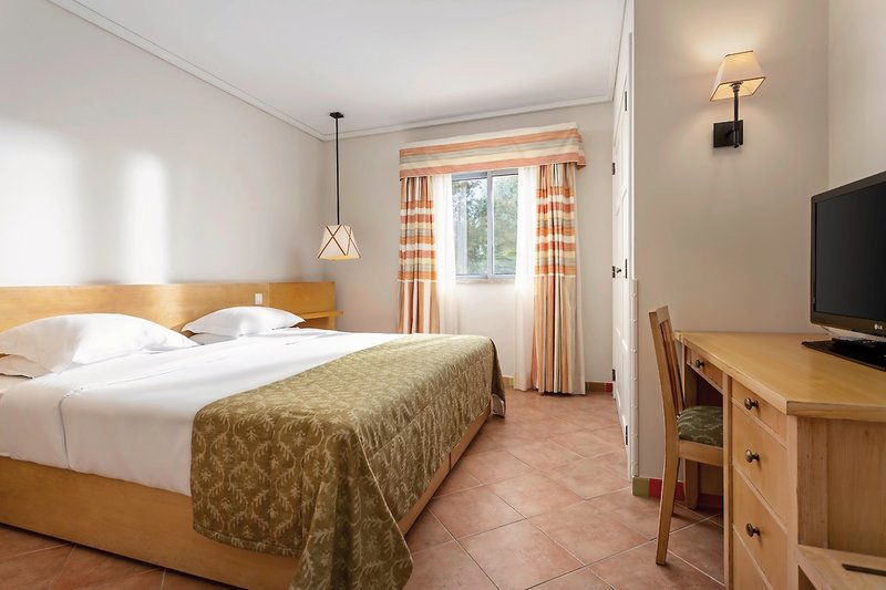 Grande Real Santa Eulalia Resort & Hotel Spa 10