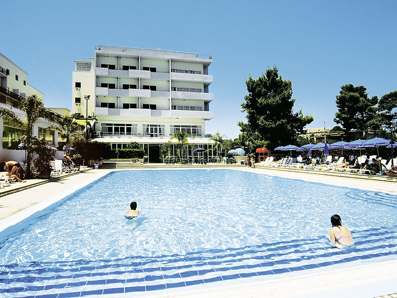 Hotel Santa Lucia Le Sabbie d'Oro 5