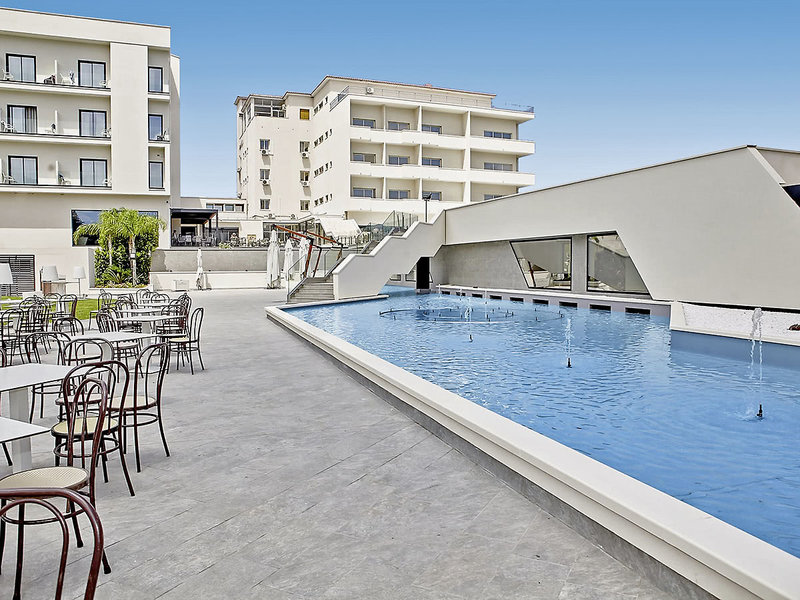 Hotel Santa Lucia Le Sabbie d'Oro 10