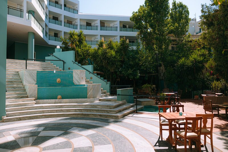 Santa Marina Unique Hotel 6