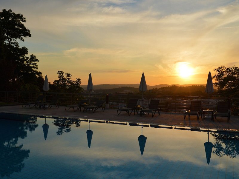 Pousada Mosteiro Guimarães, Monument Hotel & SLH 10