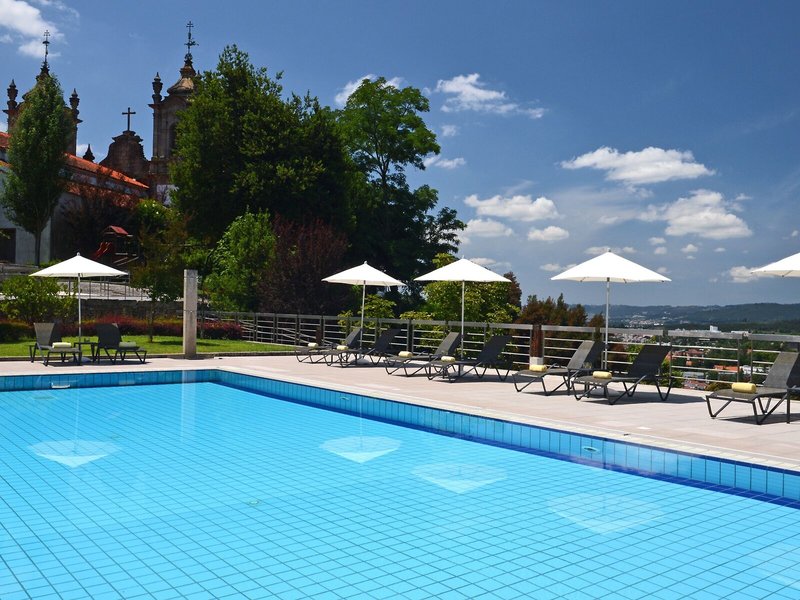 Pousada Mosteiro Guimarães, Monument Hotel & SLH 15
