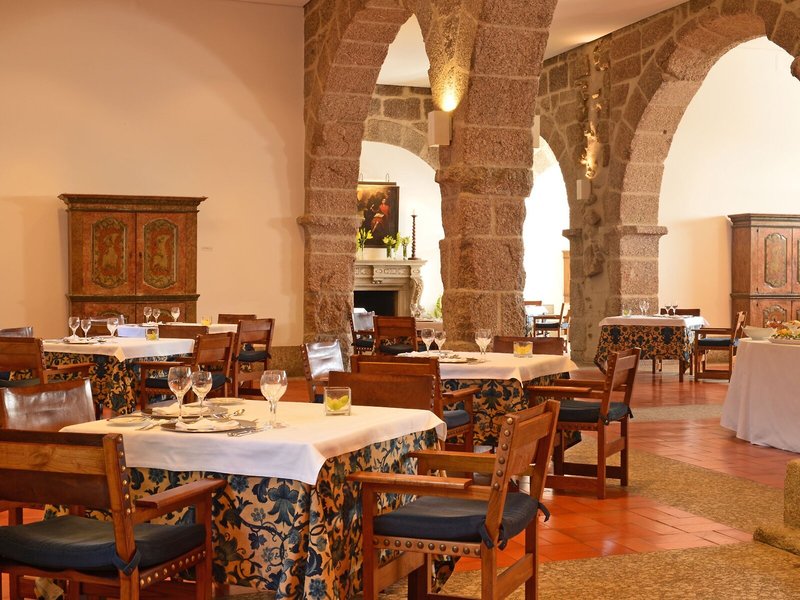 Pousada Mosteiro Guimarães, Monument Hotel & SLH 31