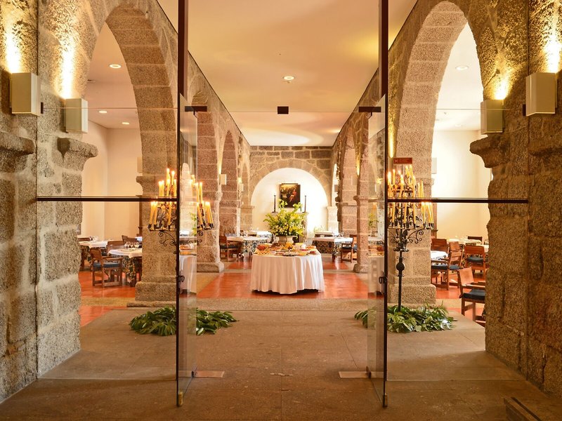 Pousada Mosteiro Guimarães, Monument Hotel & SLH 32
