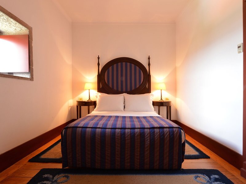 Pousada Mosteiro Guimarães, Monument Hotel & SLH 49