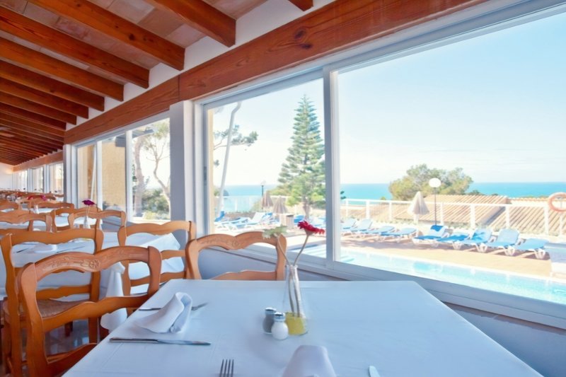Purobeach Resort Santa Ponsa 11