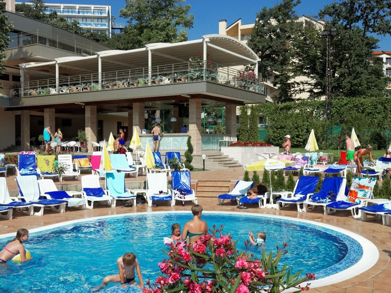 Kristal Goldstrand 8 - Outdoor Pool