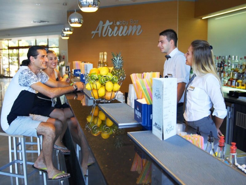 Kristal Goldstrand 28 - Restaurant