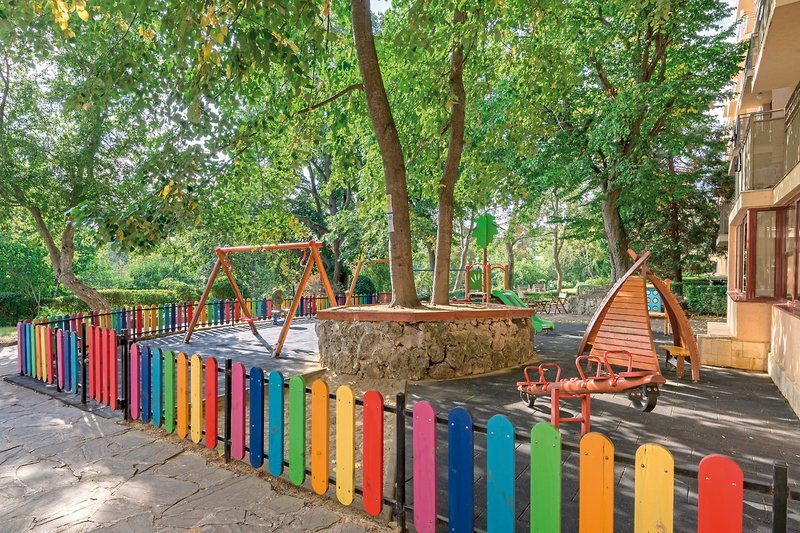 Kristal Goldstrand 24