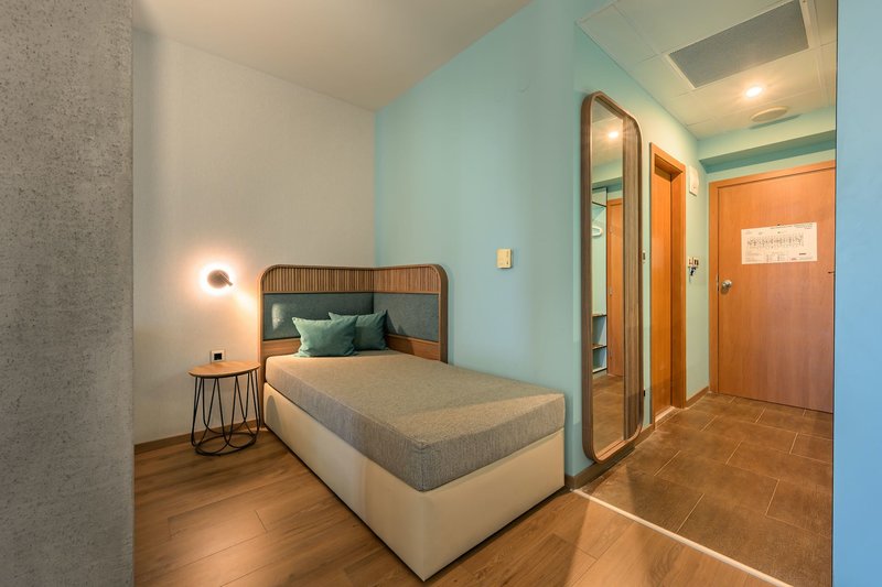 Kristal Goldstrand 16