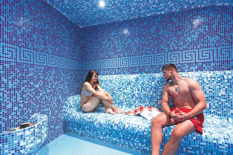 Kristal Goldstrand 41