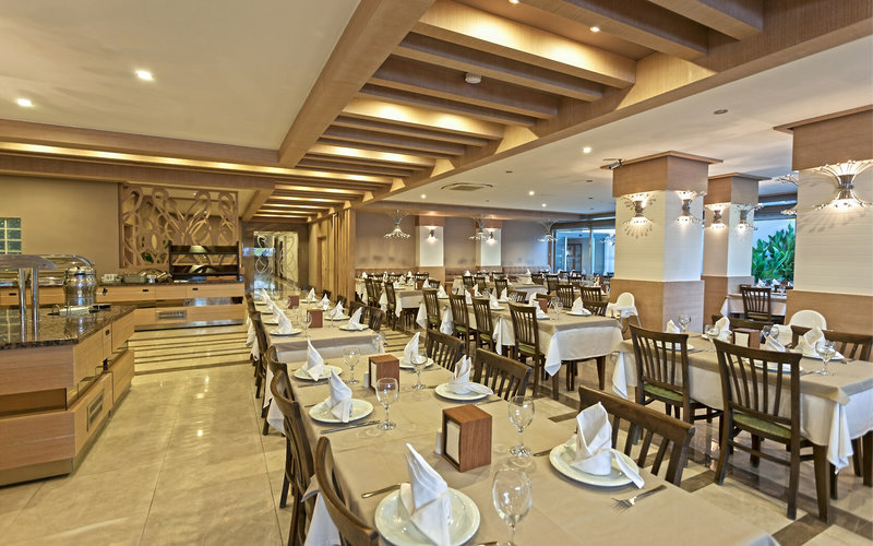 Xperia Saray Beach Hotel 10