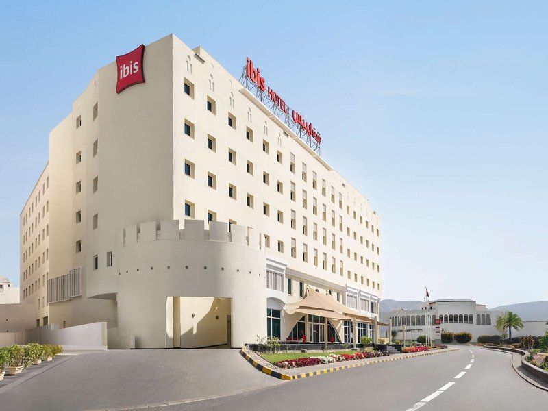 ibis Muscat 1