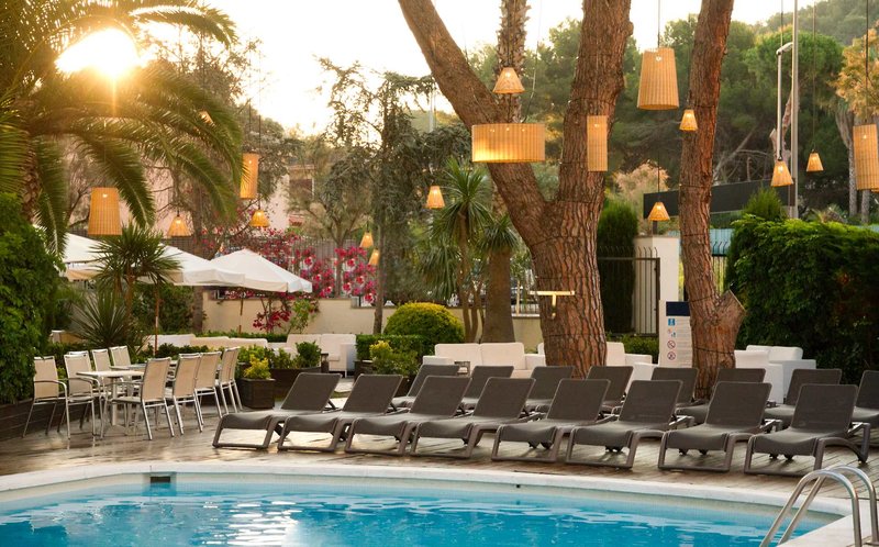 ALEGRIA Fenals Mar 8