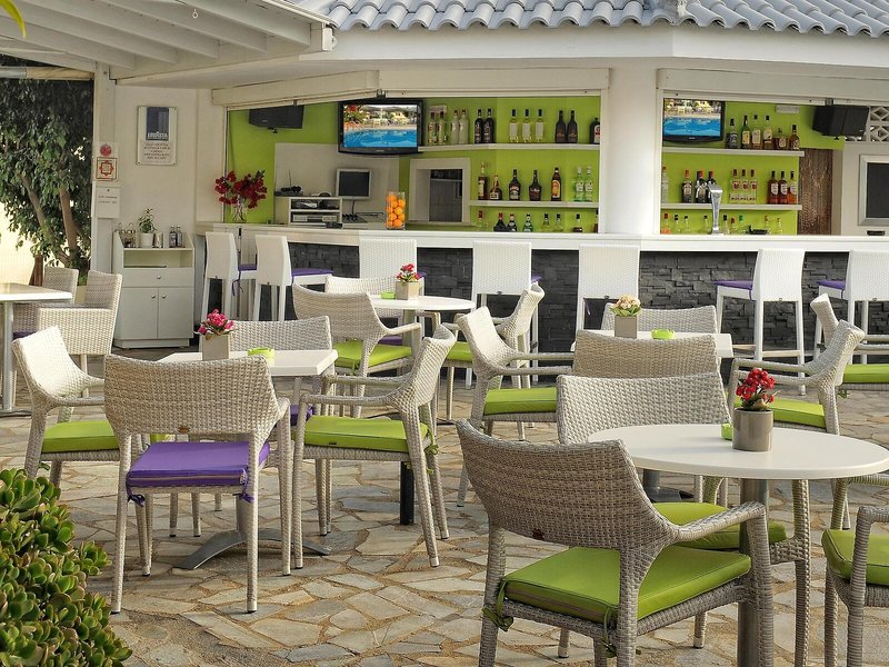 Kristalli Hotel Apartments 12