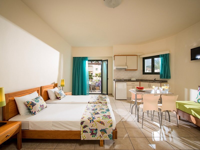 Kristalli Hotel Apartments 20