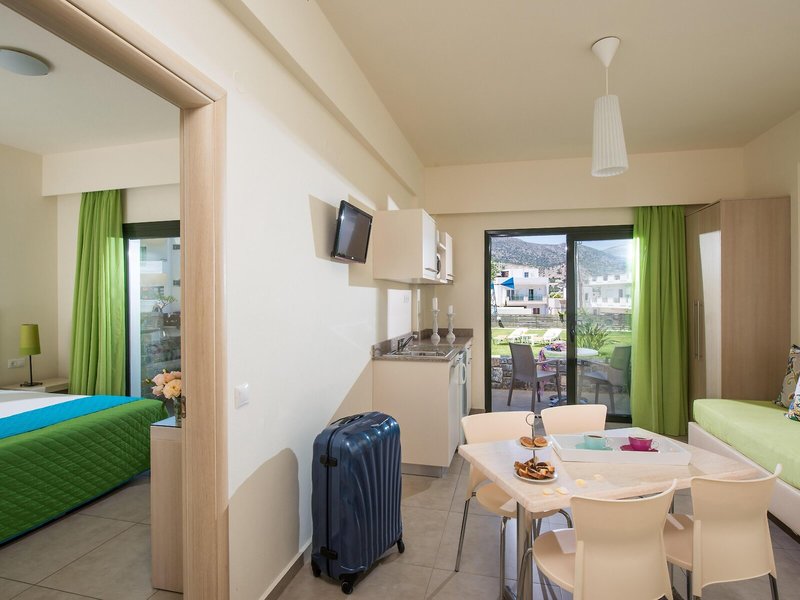 Kristalli Hotel Apartments 24