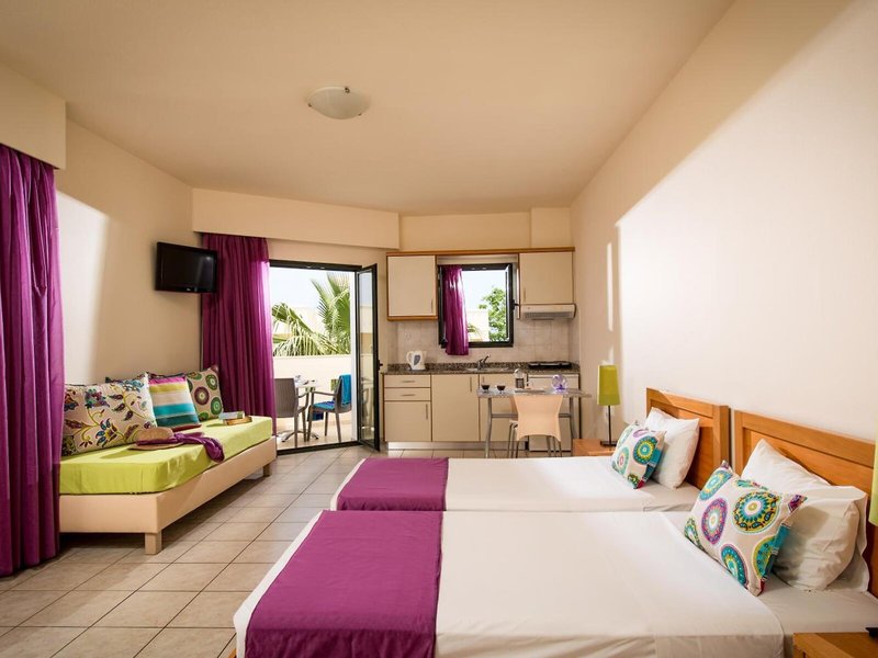Kristalli Hotel Apartments 26